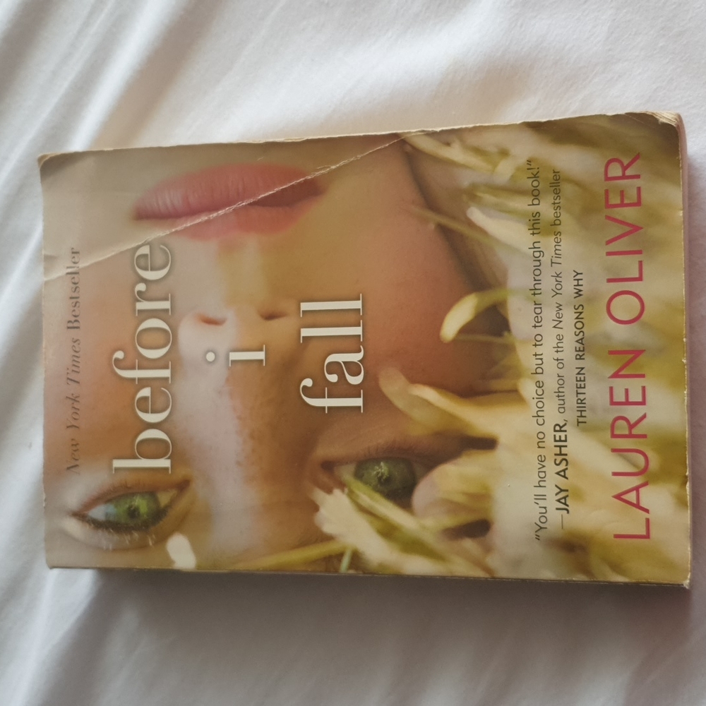 "Before I fall" by Lauren Oliver